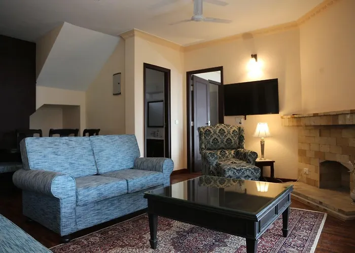 Aagman 2 C\'S Cottage